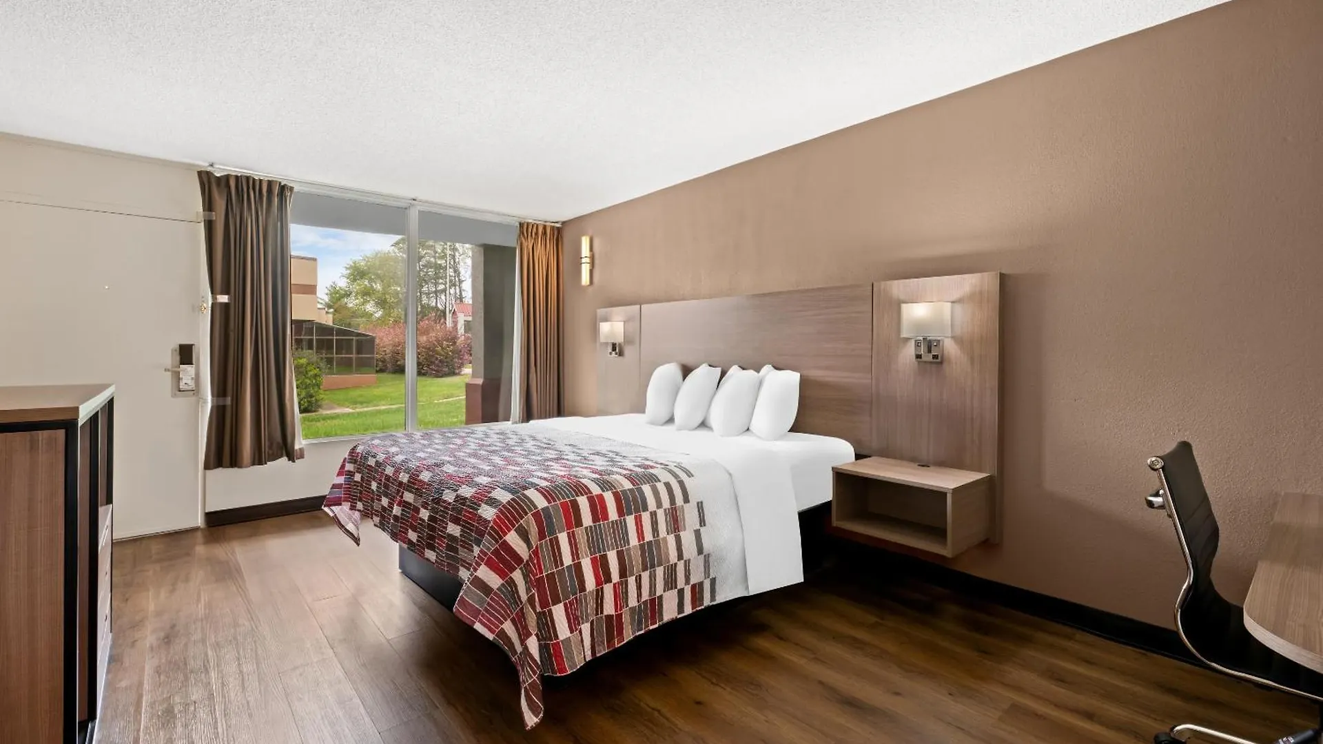 Red Roof Inn Charlotte - Airport Motel